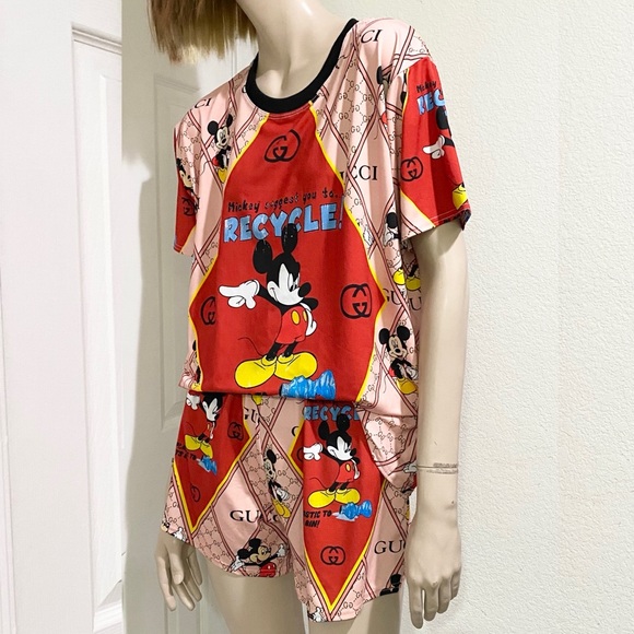 Mickey Suggest you to Recycle Plastic Bottle Printed Pajama Short Set Sleepwear - Picture 2 of 14